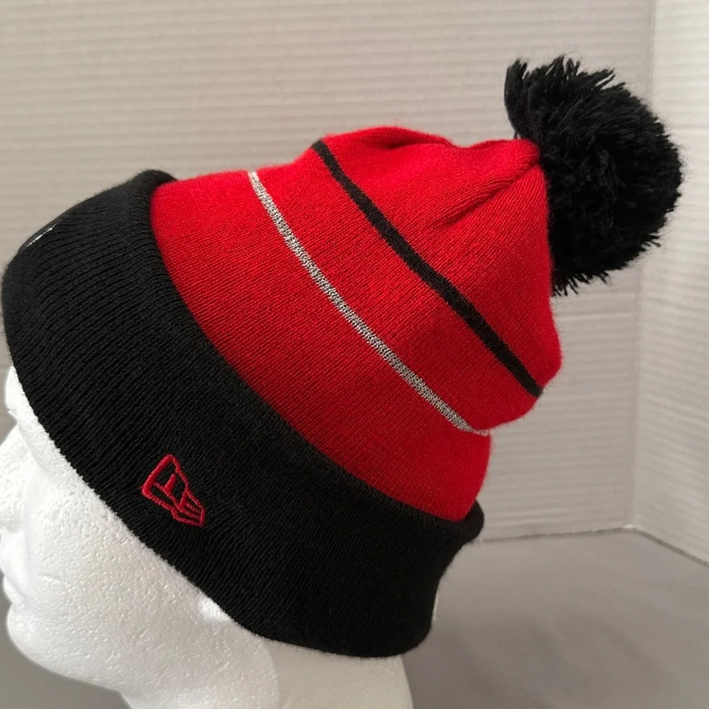New Era San Francisco 49ERS Beanie Cap Hat Pom Logo Fleece Lined Red & Black OS